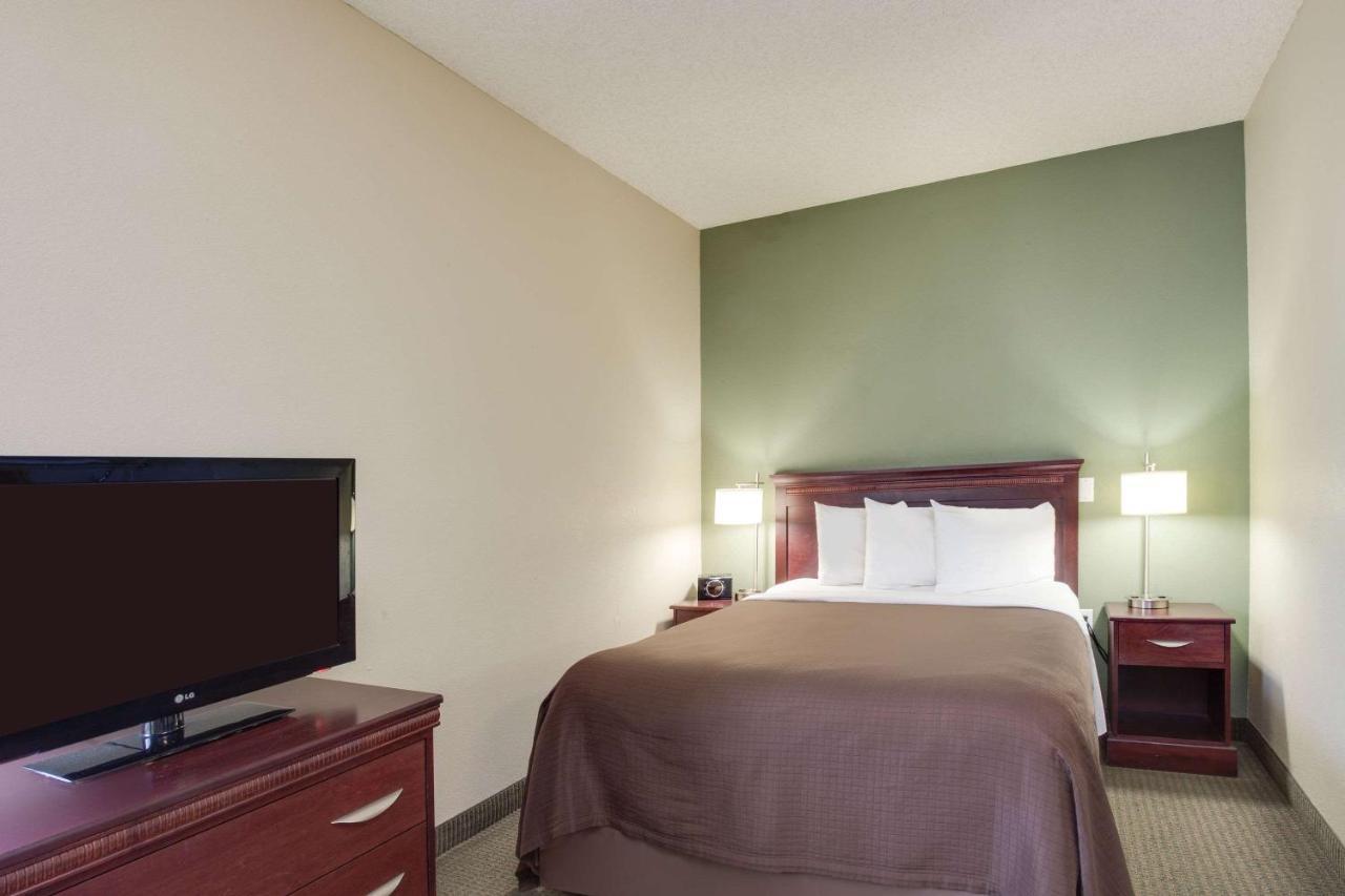 Mainstay Suites At Pga Village Port St. Lucie Exterior foto